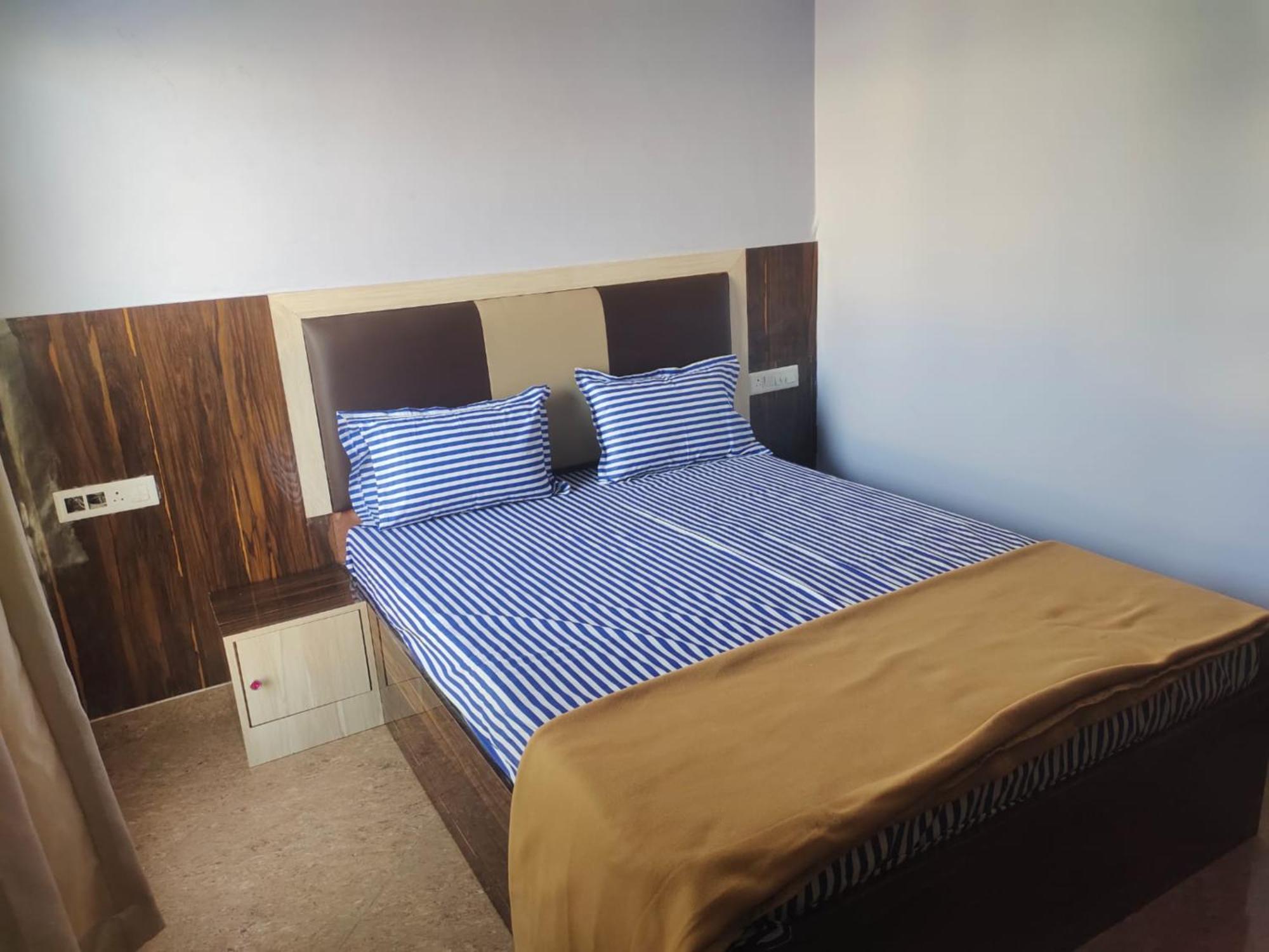 Hotel Tara Lodge Grand Road Puri - Near Jagannath Temple - Best Location Екстериор снимка